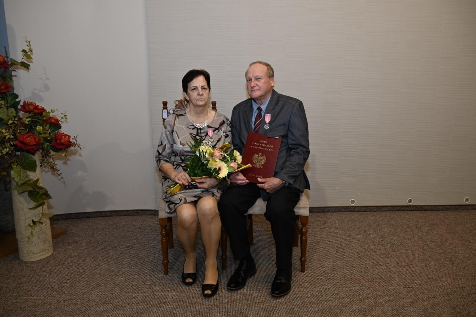 Zdjęcie w galerii na portalu naszraciborz.pl: Blisko trzydzieści par świętowało złote gody w Krzyżanowicach wiadomości z regionu