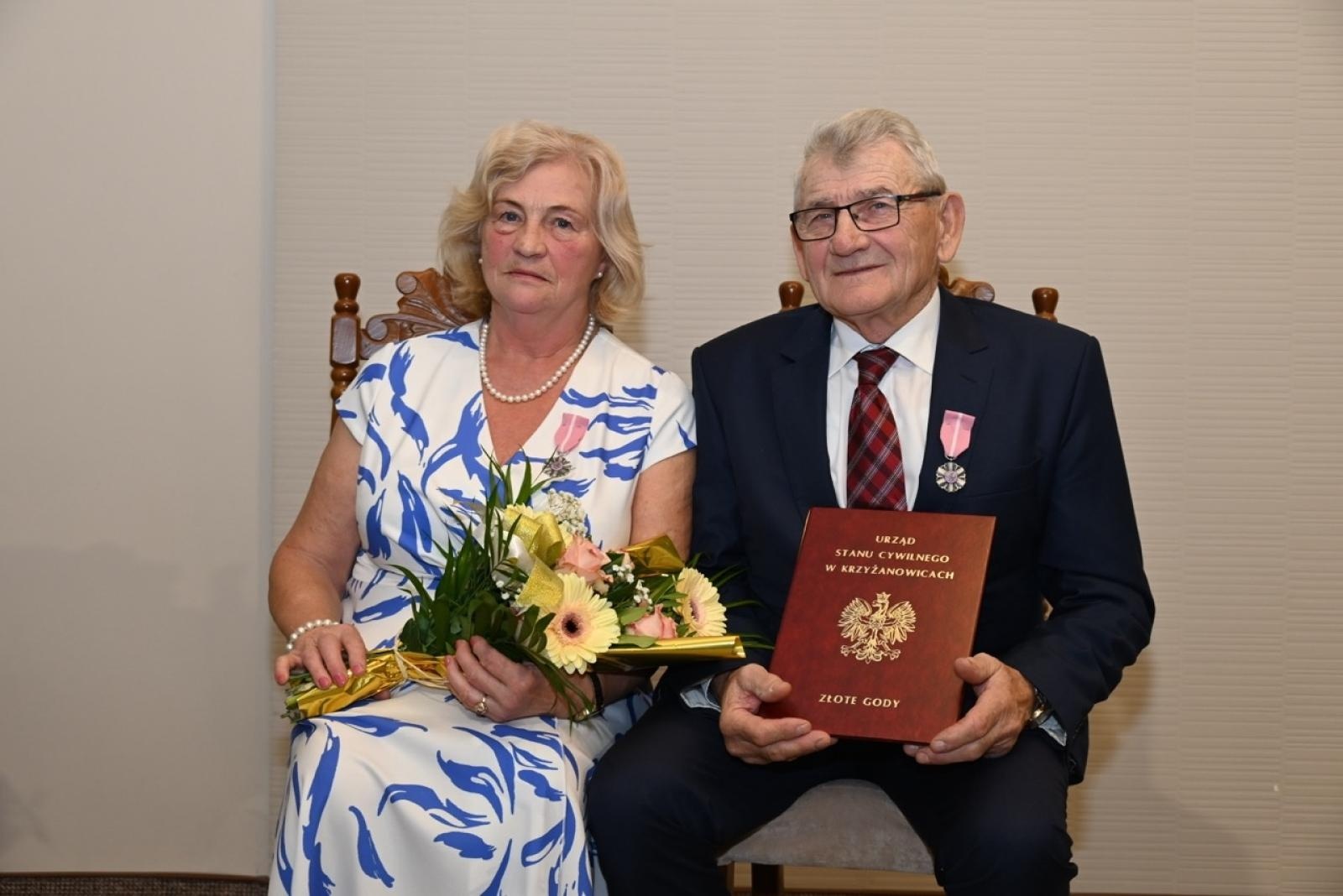 Zdjęcie w galerii na portalu naszraciborz.pl: Blisko trzydzieści par świętowało złote gody w Krzyżanowicach wiadomości z regionu