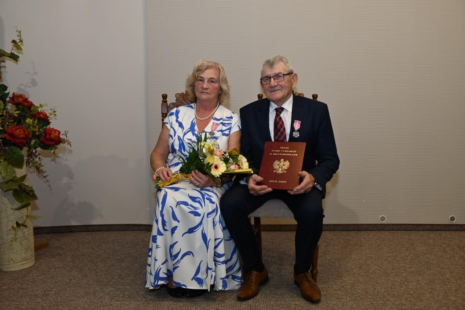 Zdjęcie w galerii na portalu naszraciborz.pl: Blisko trzydzieści par świętowało złote gody w Krzyżanowicach wiadomości z regionu