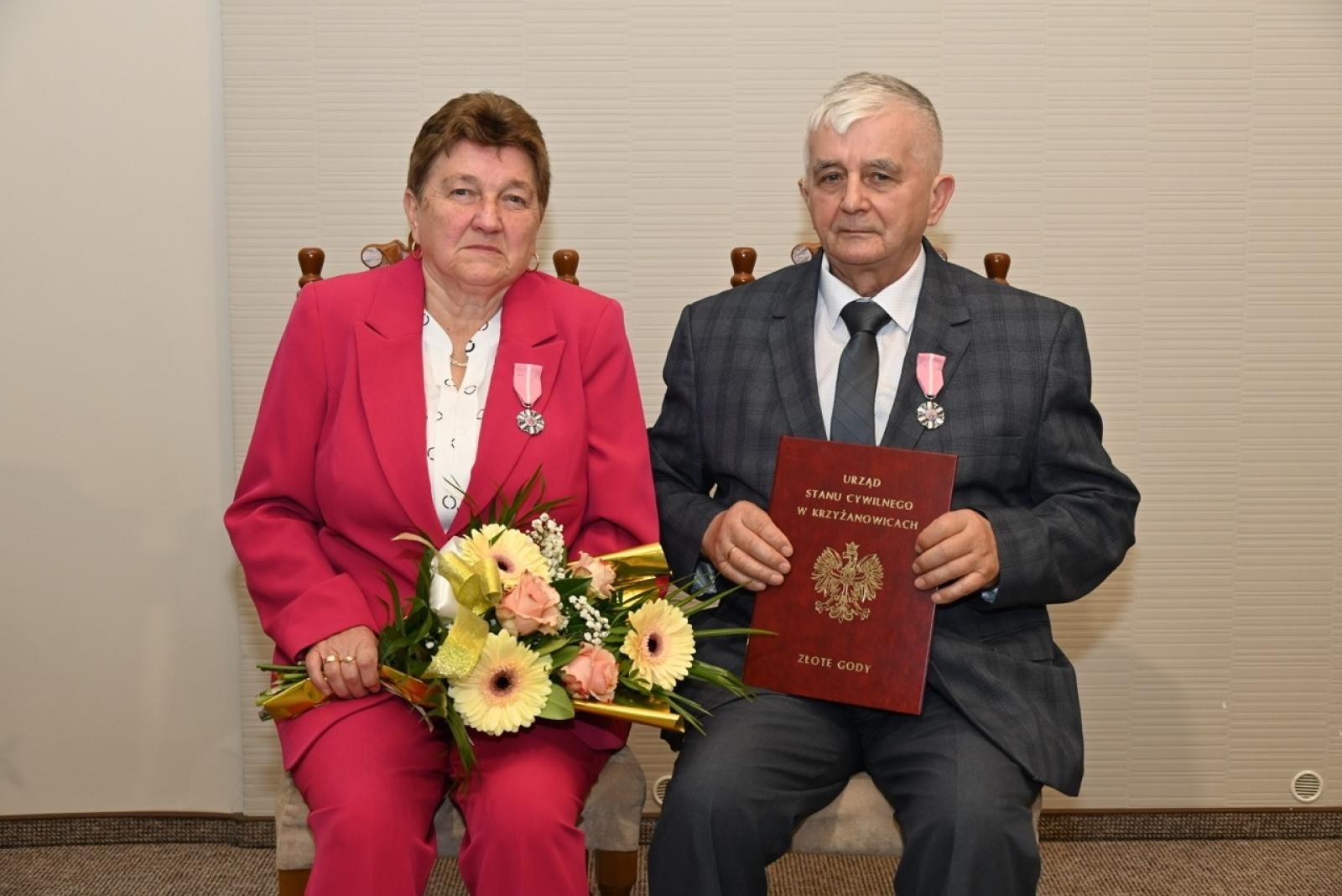 Zdjęcie w galerii na portalu naszraciborz.pl: Blisko trzydzieści par świętowało złote gody w Krzyżanowicach wiadomości z regionu