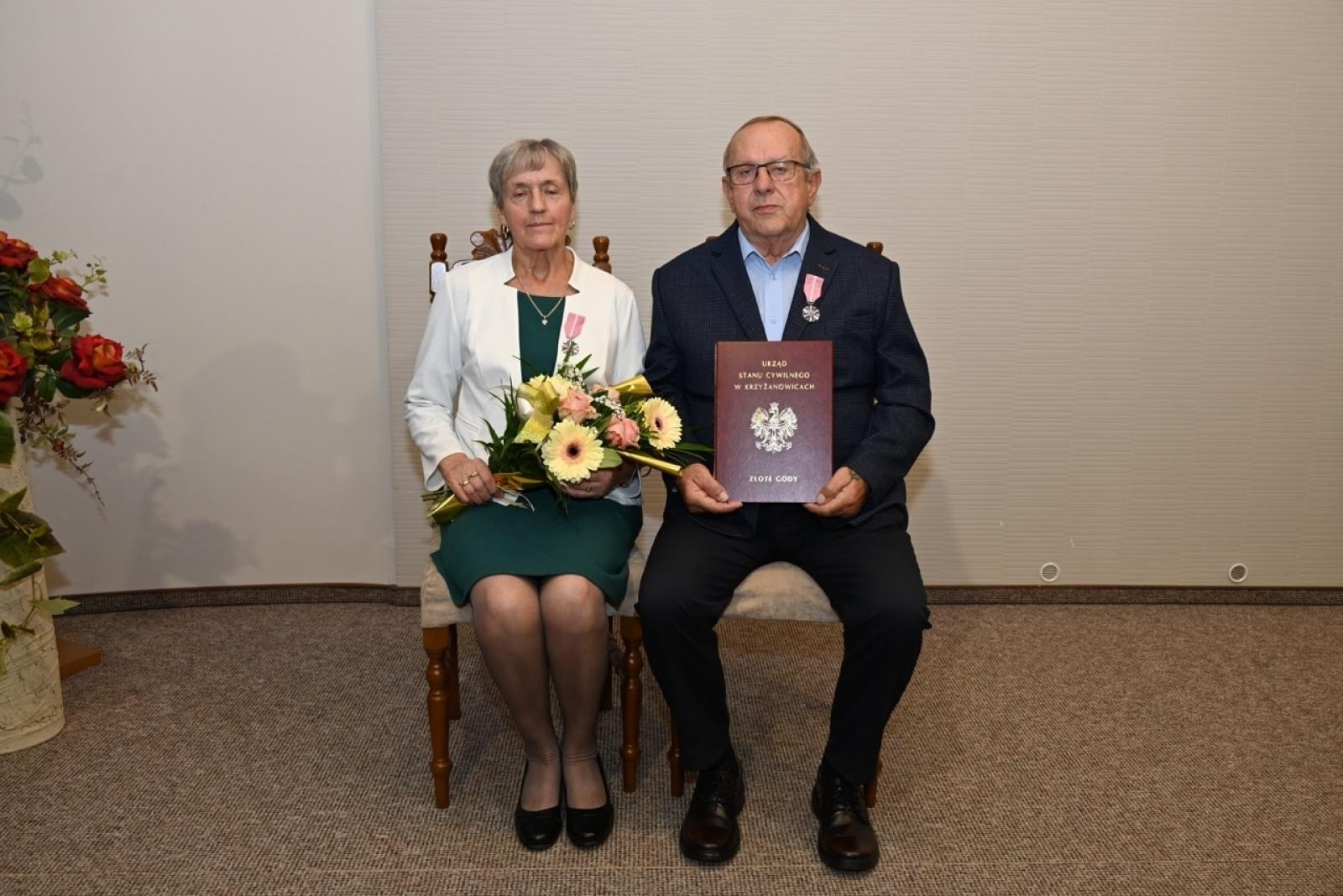 Zdjęcie w galerii na portalu naszraciborz.pl: Blisko trzydzieści par świętowało złote gody w Krzyżanowicach wiadomości z regionu