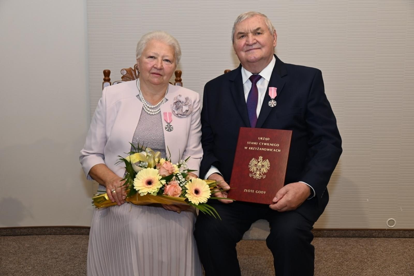 Zdjęcie w galerii na portalu naszraciborz.pl: Blisko trzydzieści par świętowało złote gody w Krzyżanowicach wiadomości z regionu