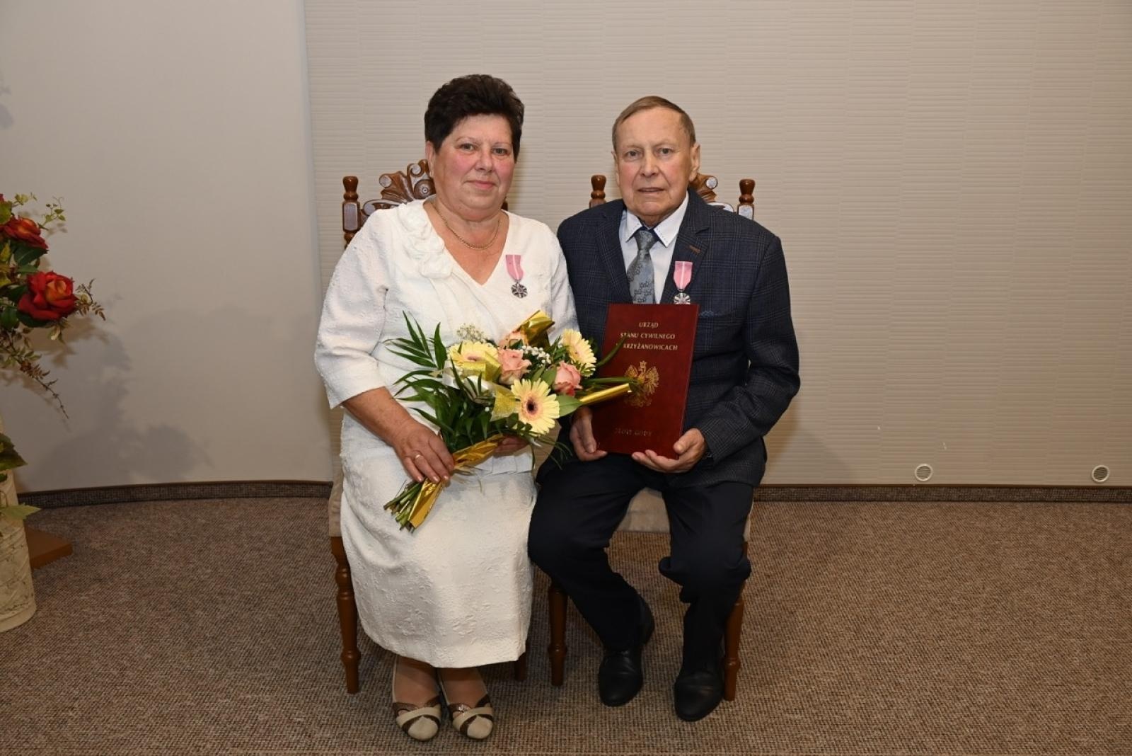 Zdjęcie w galerii na portalu naszraciborz.pl: Blisko trzydzieści par świętowało złote gody w Krzyżanowicach wiadomości z regionu
