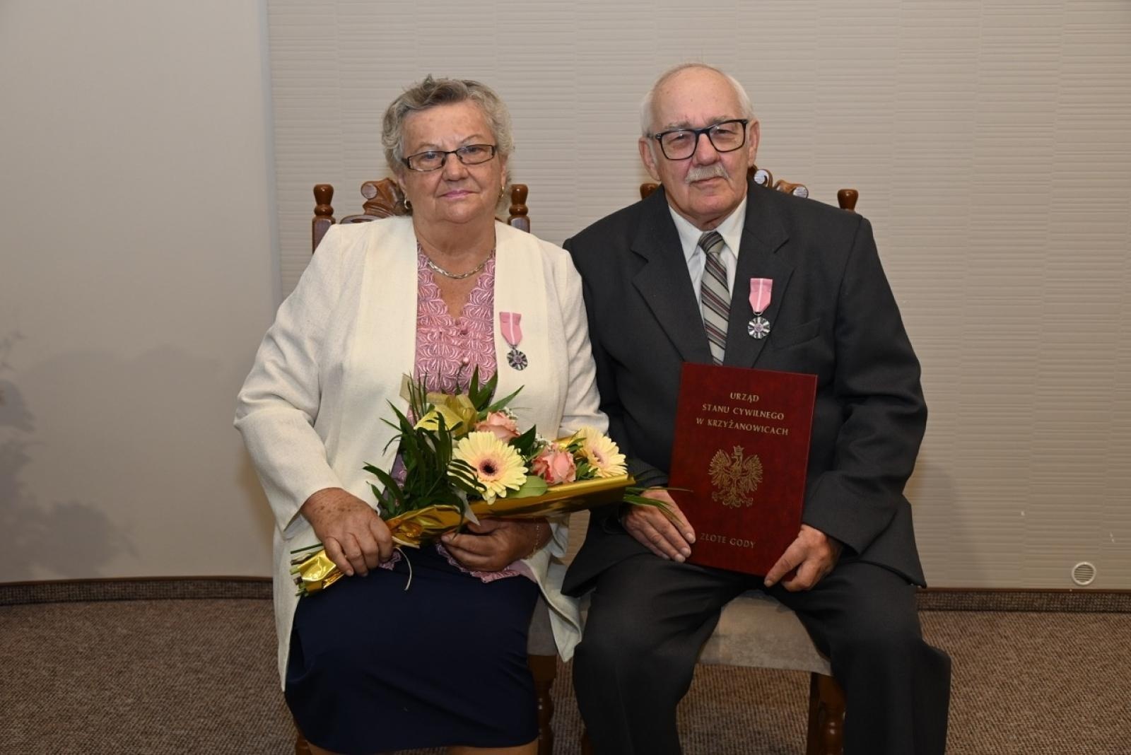 Zdjęcie w galerii na portalu naszraciborz.pl: Blisko trzydzieści par świętowało złote gody w Krzyżanowicach wiadomości z regionu