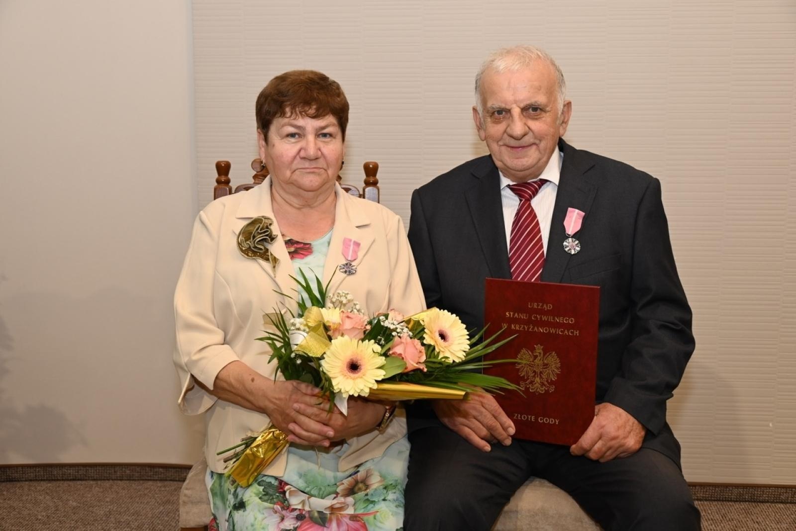 Zdjęcie w galerii na portalu naszraciborz.pl: Blisko trzydzieści par świętowało złote gody w Krzyżanowicach wiadomości z regionu