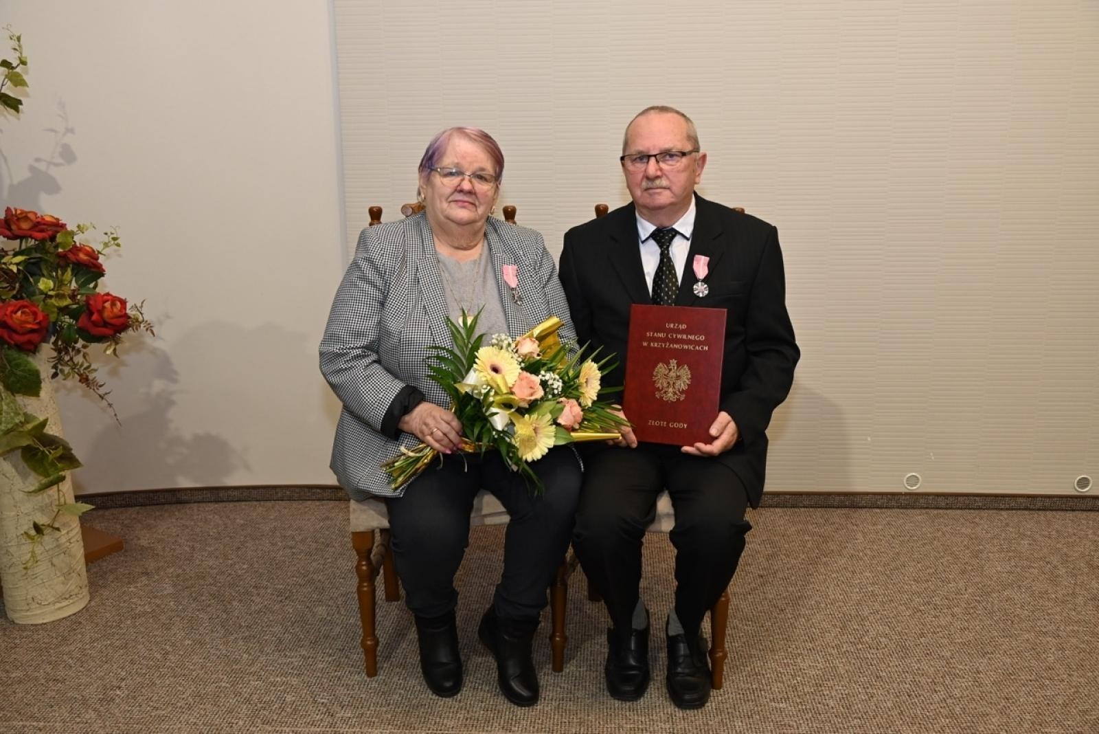 Zdjęcie w galerii na portalu naszraciborz.pl: Blisko trzydzieści par świętowało złote gody w Krzyżanowicach wiadomości z regionu