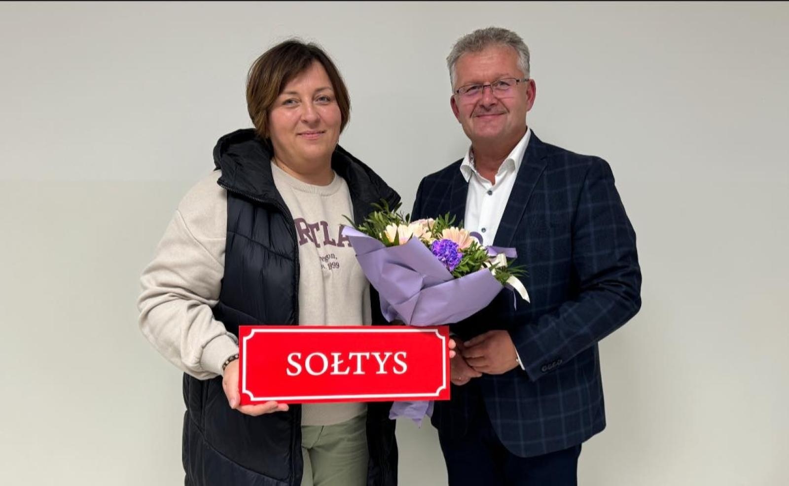 Zdjęcie w galerii na portalu naszraciborz.pl: Nowa sołtys w Zabełkowie. Anita Zygar obejmuje funkcję po Marianie Studnicu wiadomości z regionu