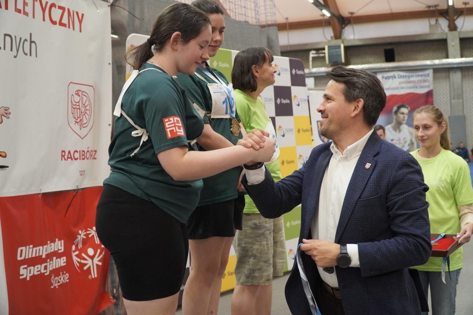Zdjęcie w galerii na portalu naszraciborz.pl: XXII Śląski Mityng Lekkoatletyczny Olimpiad Specjalnych Racibórz 2024 wiadomości z regionu