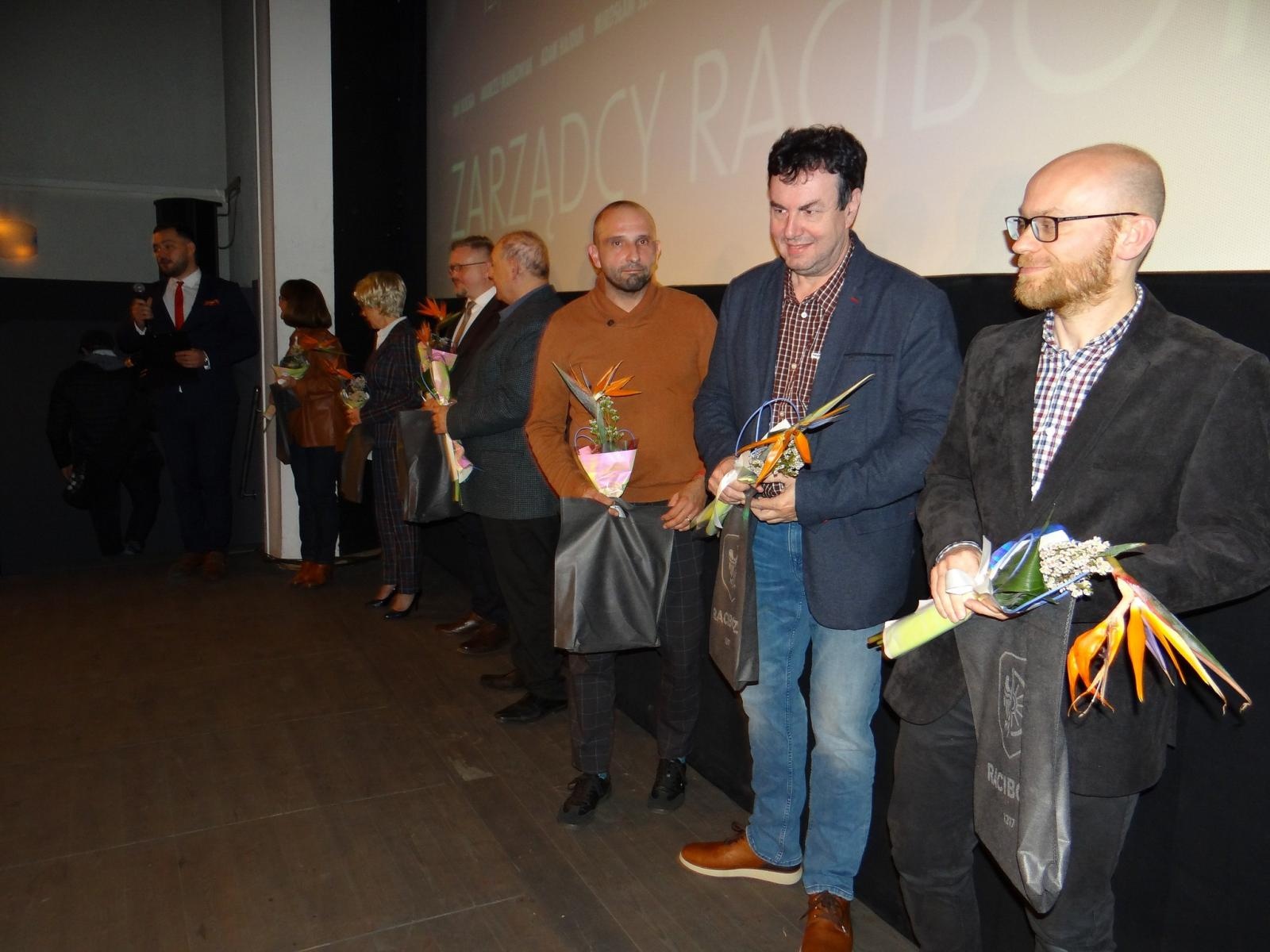 Zdjęcie w galerii na portalu naszraciborz.pl: Nie da się pogodzić Trumpa z Harris. Film o włodarzach Raciborza po premierze  wiadomości z regionu