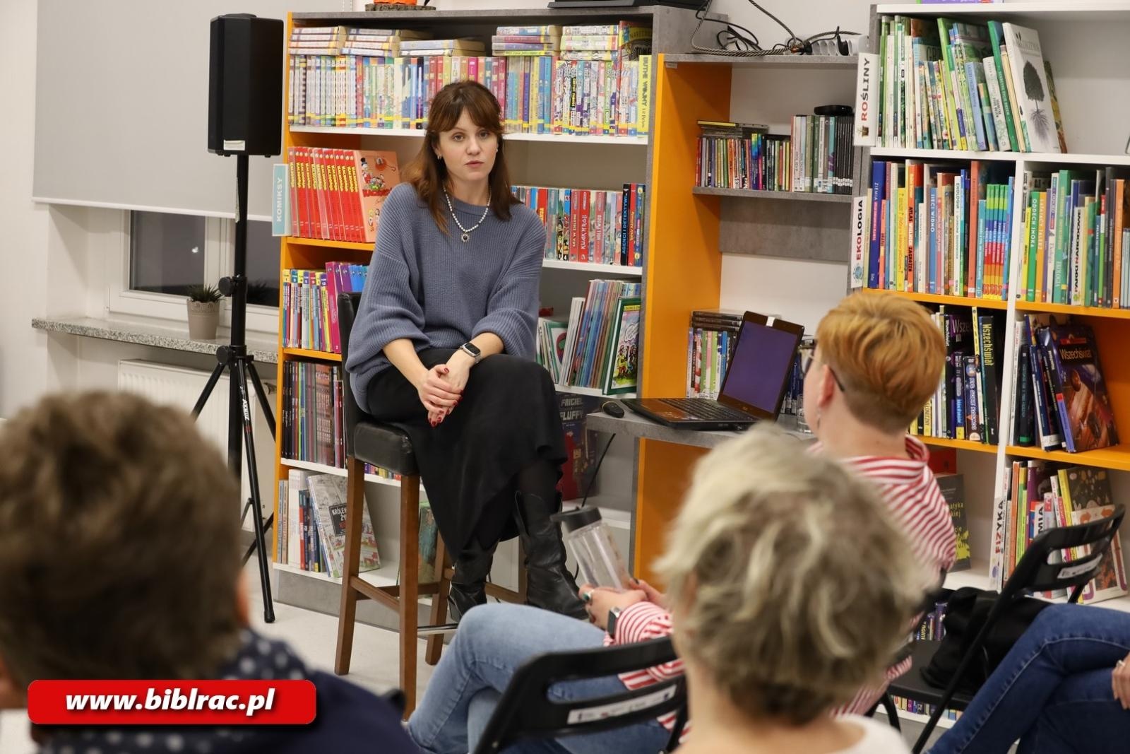 Zdjęcie w galerii na portalu naszraciborz.pl: O zdrowej skórze w bibliotece wiadomości z regionu