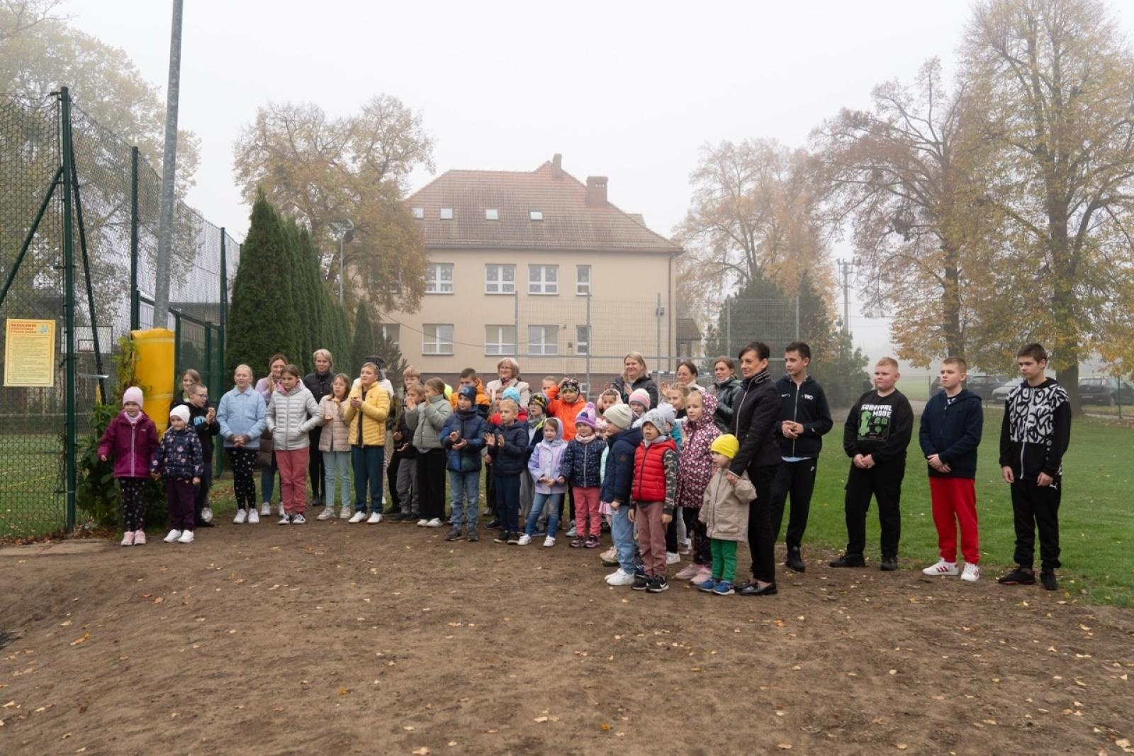 Zdjęcie w galerii na portalu naszraciborz.pl: Samborowice mają piękny plac zabaw wiadomości z regionu