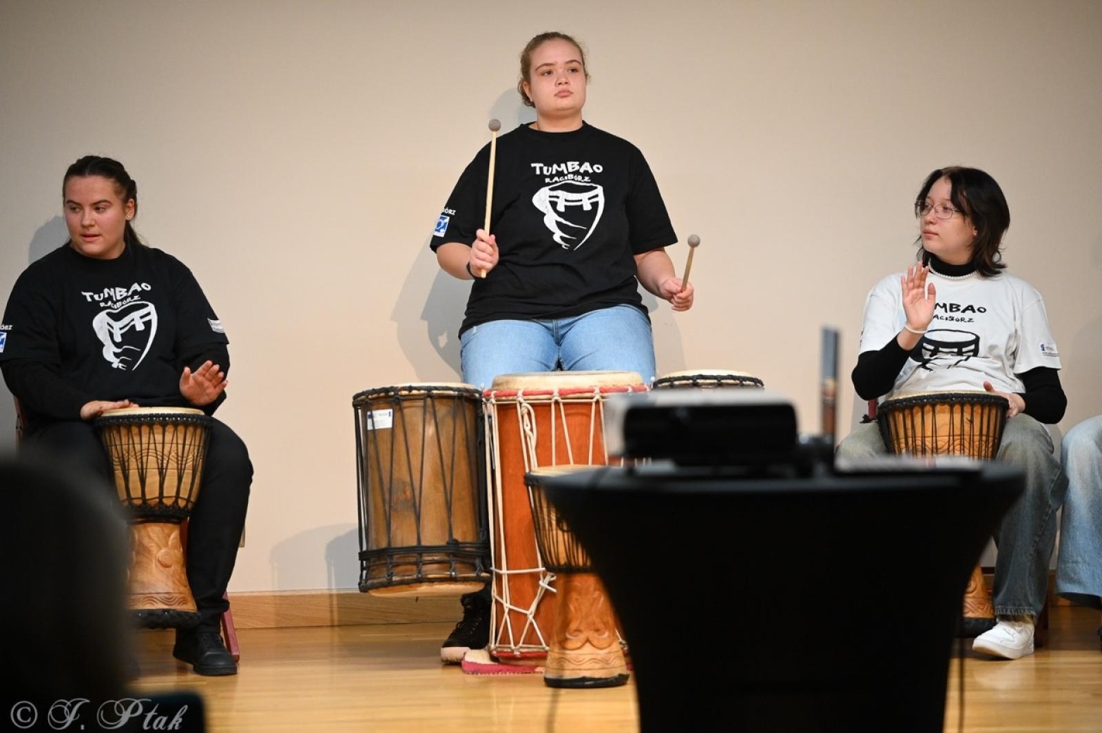 Zdjęcie w galerii na portalu naszraciborz.pl: Jubileusz 10-lecia Stowarzyszenia SPEKTRUM. Konferencja na Zamku Piastowskim wiadomości z regionu