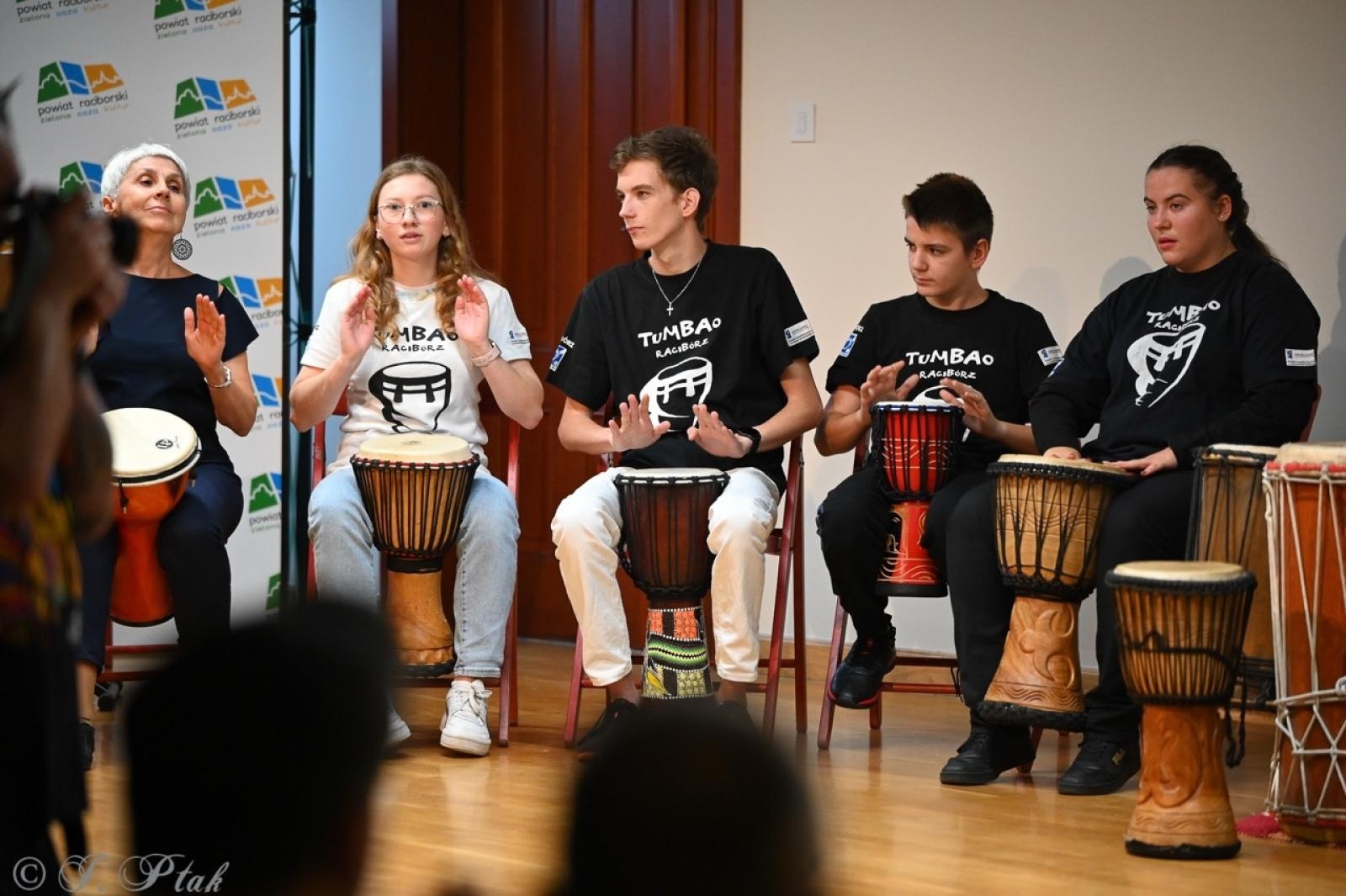 Zdjęcie w galerii na portalu naszraciborz.pl: Jubileusz 10-lecia Stowarzyszenia SPEKTRUM. Konferencja na Zamku Piastowskim wiadomości z regionu