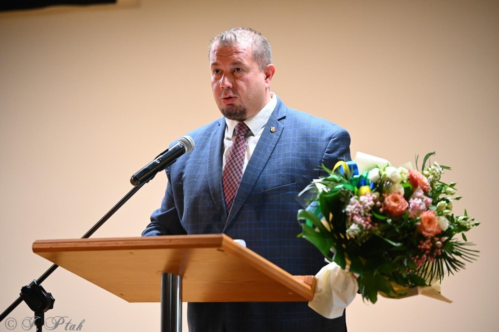 Zdjęcie w galerii na portalu naszraciborz.pl: Jubileusz 10-lecia Stowarzyszenia SPEKTRUM. Konferencja na Zamku Piastowskim wiadomości z regionu