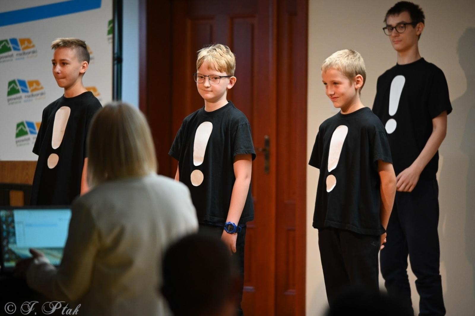 Zdjęcie w galerii na portalu naszraciborz.pl: Jubileusz 10-lecia Stowarzyszenia SPEKTRUM. Konferencja na Zamku Piastowskim wiadomości z regionu