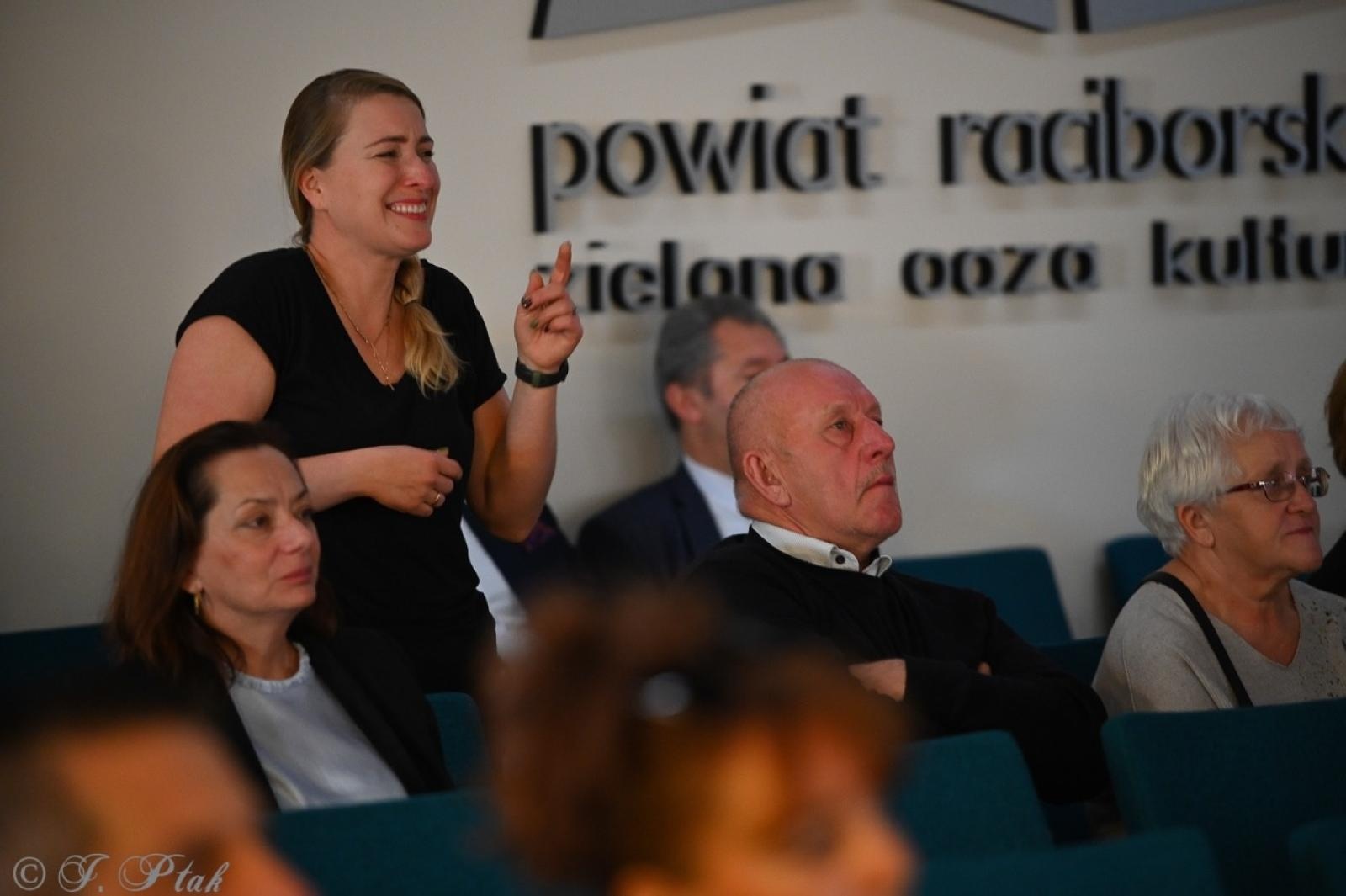 Zdjęcie w galerii na portalu naszraciborz.pl: Jubileusz 10-lecia Stowarzyszenia SPEKTRUM. Konferencja na Zamku Piastowskim wiadomości z regionu