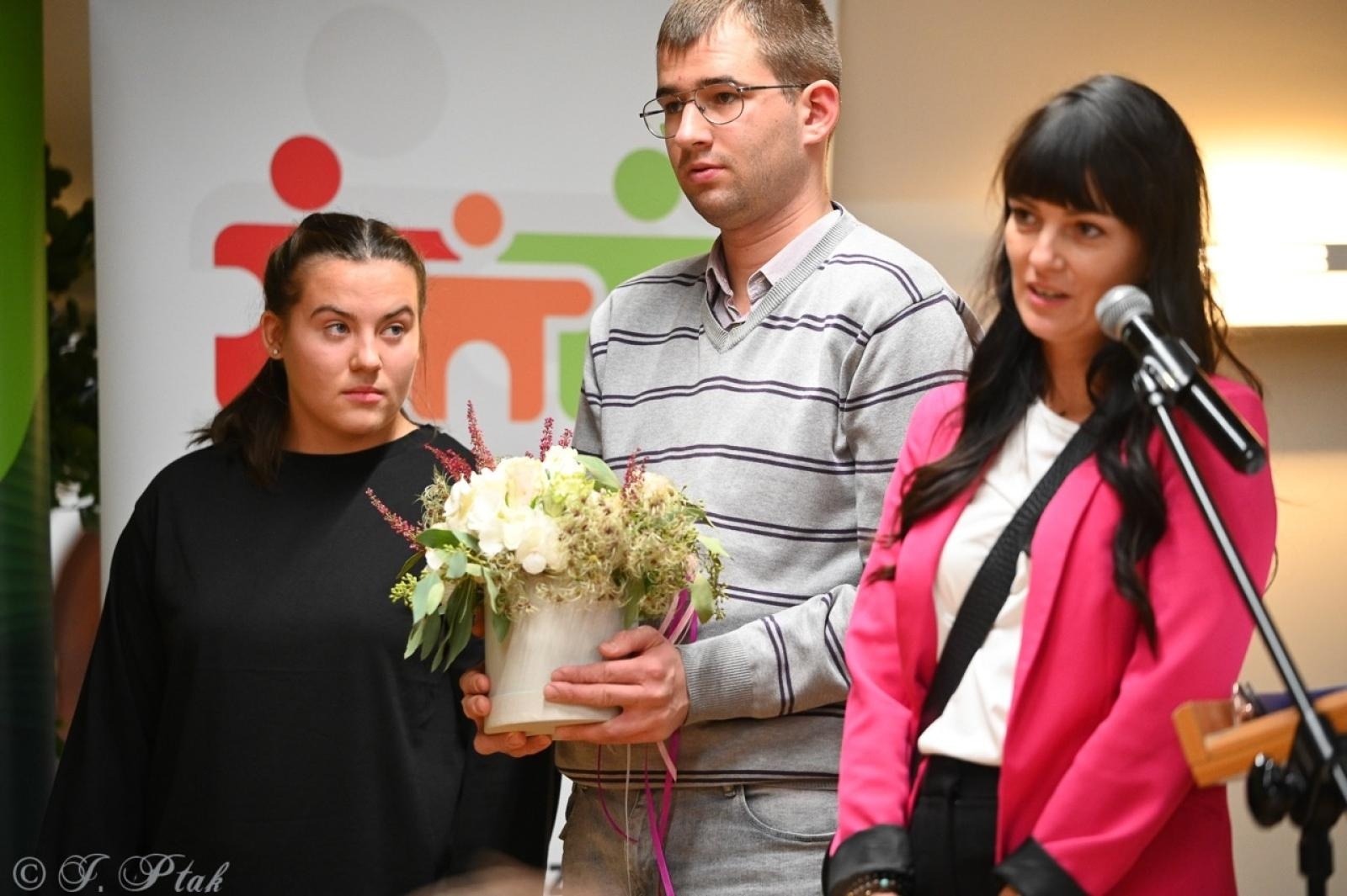 Zdjęcie w galerii na portalu naszraciborz.pl: Jubileusz 10-lecia Stowarzyszenia SPEKTRUM. Konferencja na Zamku Piastowskim wiadomości z regionu