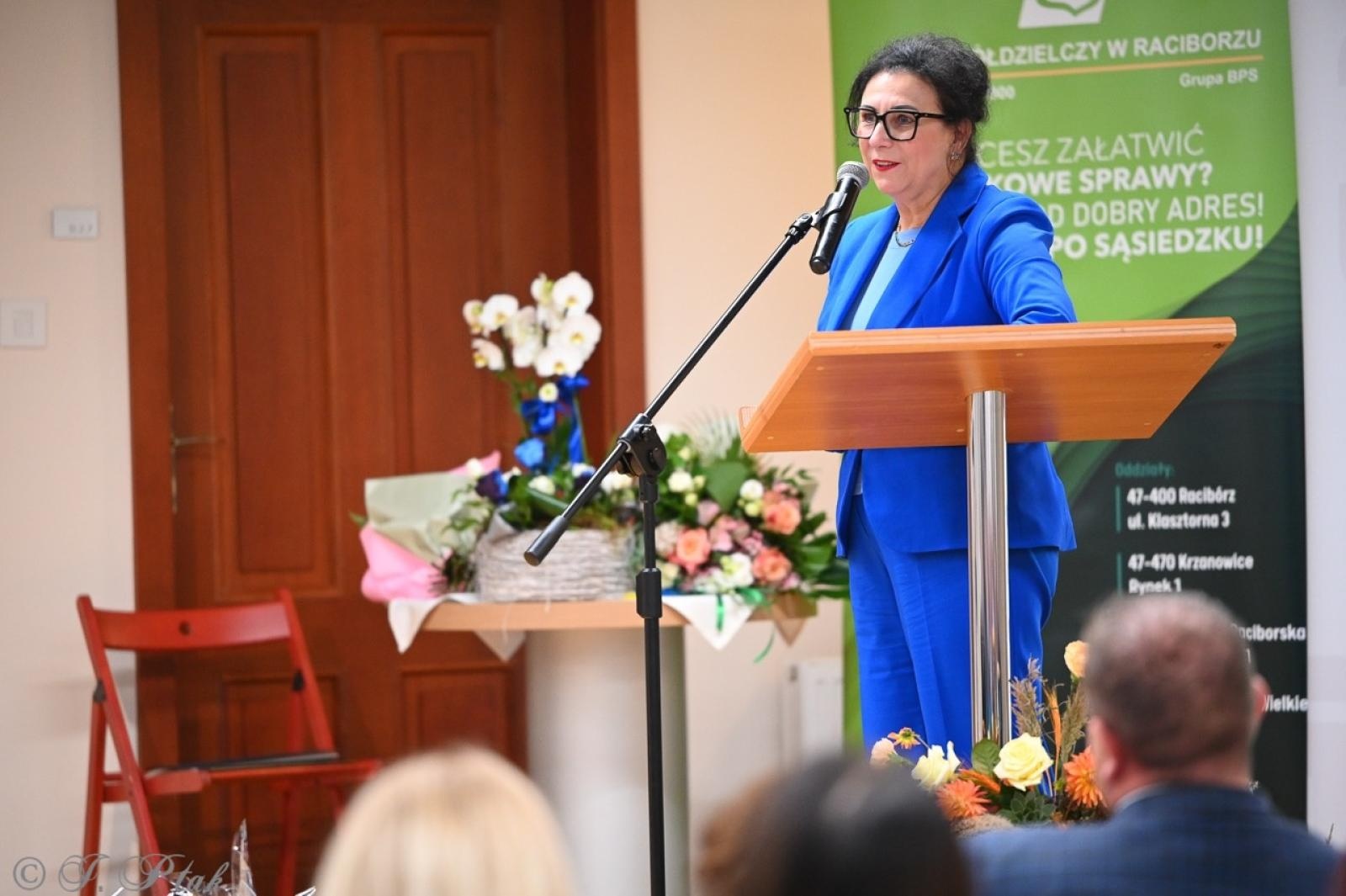 Zdjęcie w galerii na portalu naszraciborz.pl: Jubileusz 10-lecia Stowarzyszenia SPEKTRUM. Konferencja na Zamku Piastowskim wiadomości z regionu