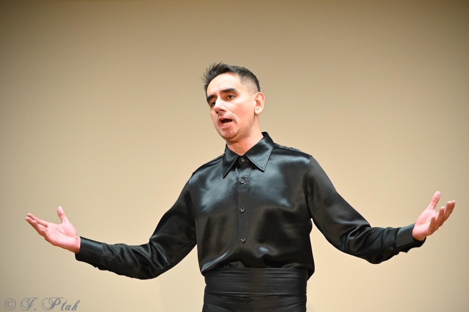 Zdjęcie w galerii na portalu naszraciborz.pl: Jubileusz 10-lecia Stowarzyszenia SPEKTRUM. Konferencja na Zamku Piastowskim wiadomości z regionu