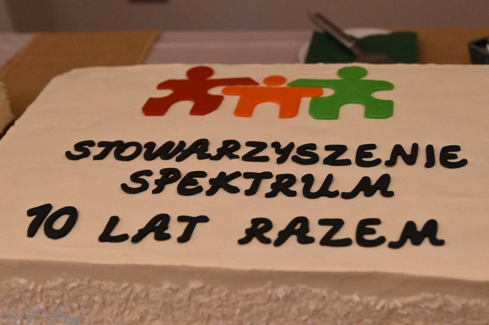 Zdjęcie w galerii na portalu naszraciborz.pl: Jubileusz 10-lecia Stowarzyszenia SPEKTRUM. Konferencja na Zamku Piastowskim wiadomości z regionu