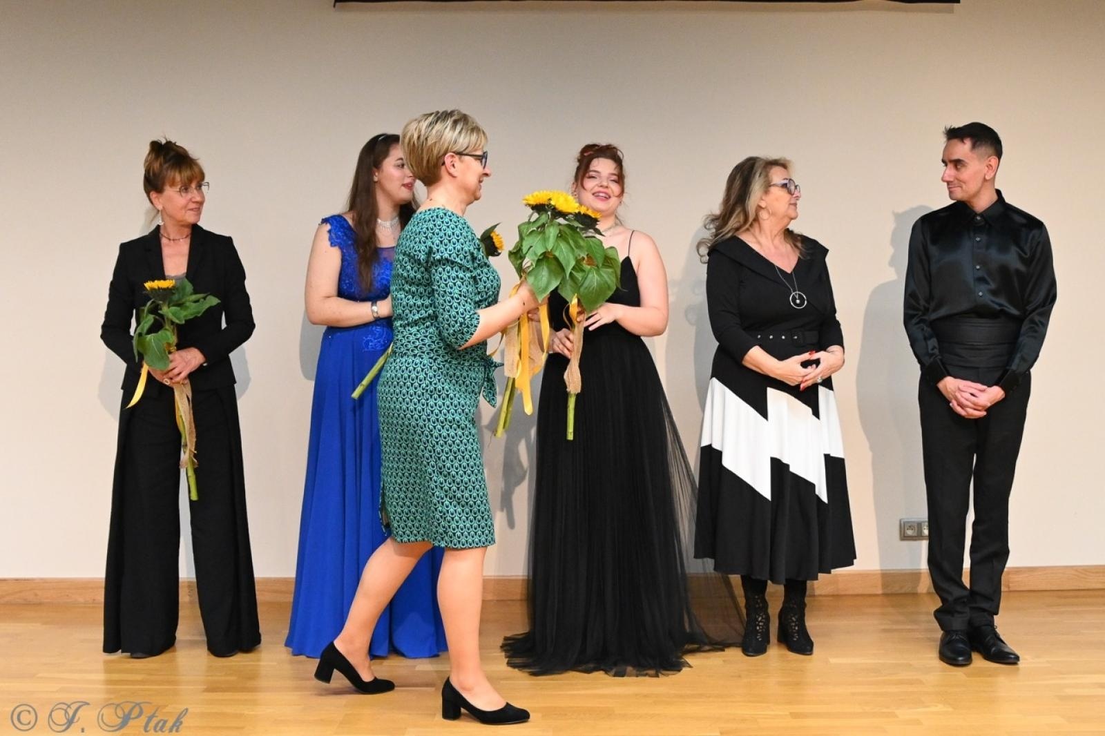 Zdjęcie w galerii na portalu naszraciborz.pl: Jubileusz 10-lecia Stowarzyszenia SPEKTRUM. Konferencja na Zamku Piastowskim wiadomości z regionu