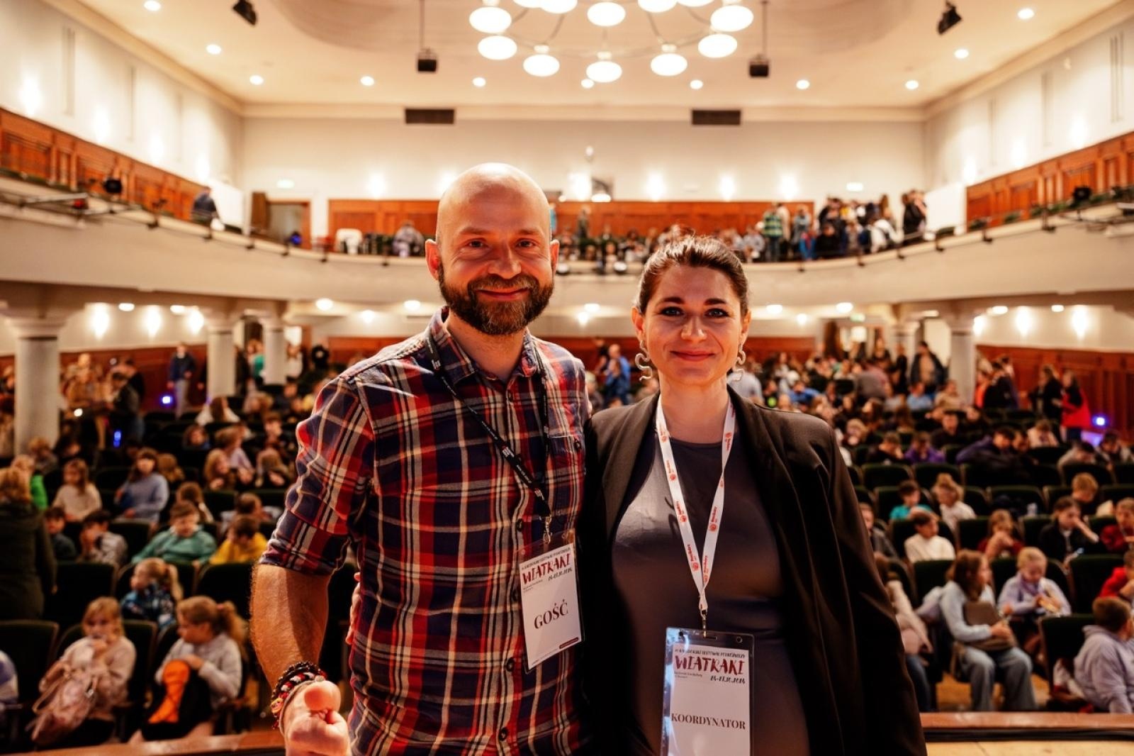 Zdjęcie w galerii na portalu naszraciborz.pl: WIATRAKI już kręcą. Ruszył raciborski festiwal podróżniczy [FOTO] wiadomości z regionu