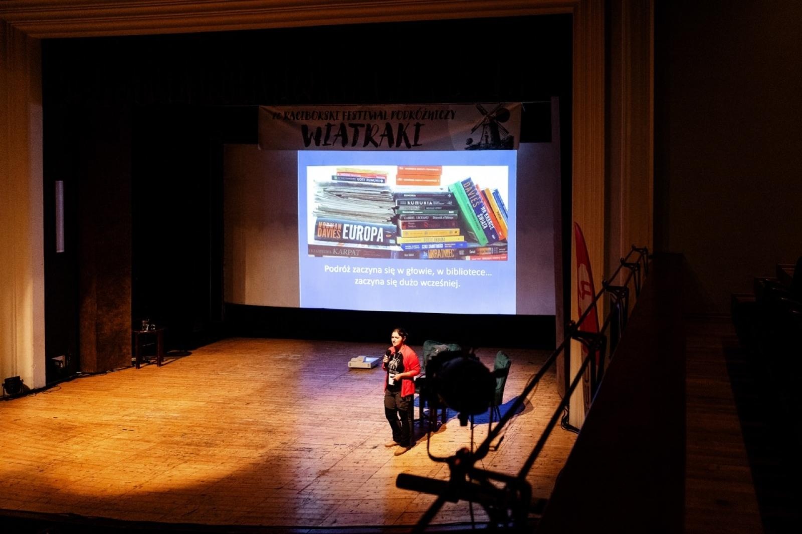 Zdjęcie w galerii na portalu naszraciborz.pl: WIATRAKI już kręcą. Ruszył raciborski festiwal podróżniczy [FOTO] wiadomości z regionu