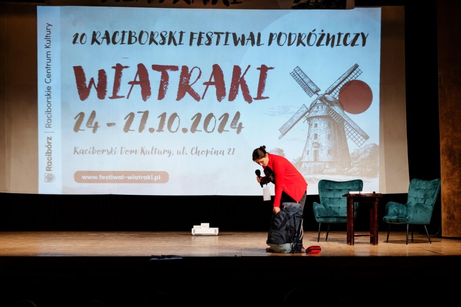 Zdjęcie w galerii na portalu naszraciborz.pl: WIATRAKI już kręcą. Ruszył raciborski festiwal podróżniczy [FOTO] wiadomości z regionu