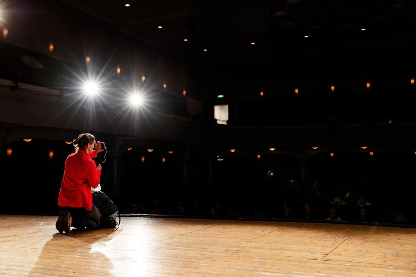 Zdjęcie w galerii na portalu naszraciborz.pl: WIATRAKI już kręcą. Ruszył raciborski festiwal podróżniczy [FOTO] wiadomości z regionu