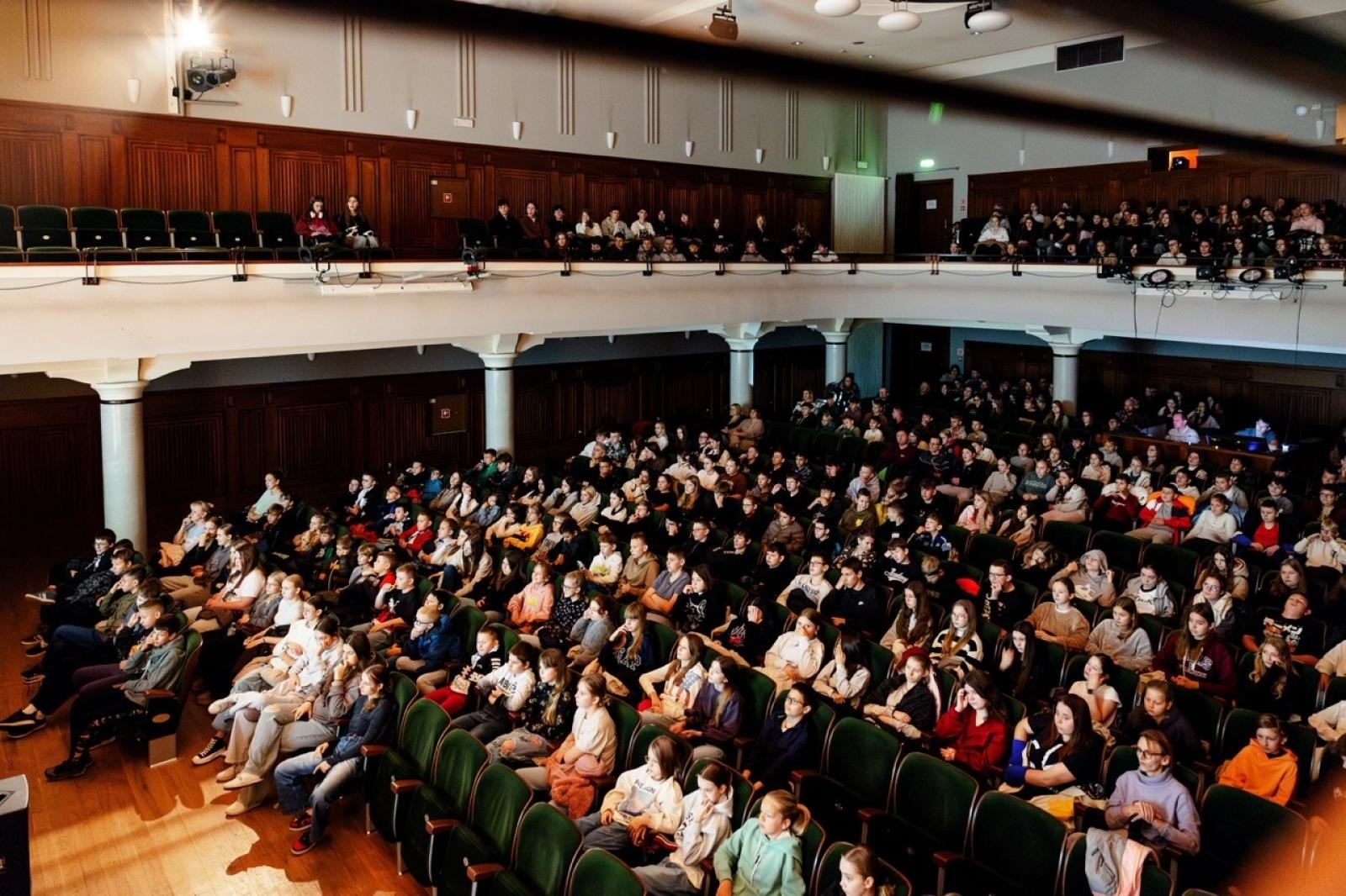 Zdjęcie w galerii na portalu naszraciborz.pl: Peru, Boliwia, Antarktyka, Meksyk - szkolne podróże w drugim dniu Raciborskiego Festiwalu Podróżniczego WIATRAKI wiadomości z regionu
