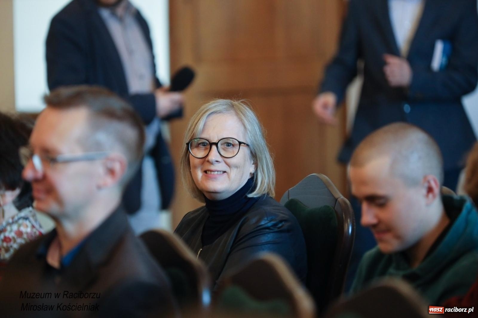 Zdjęcie w galerii na portalu naszraciborz.pl: W Raciborzu o najdawniejszych śladach osadnictwa i odkryciach archeologicznych – konferencja i otwarcie wystawy w Muzeum wiadomości z regionu