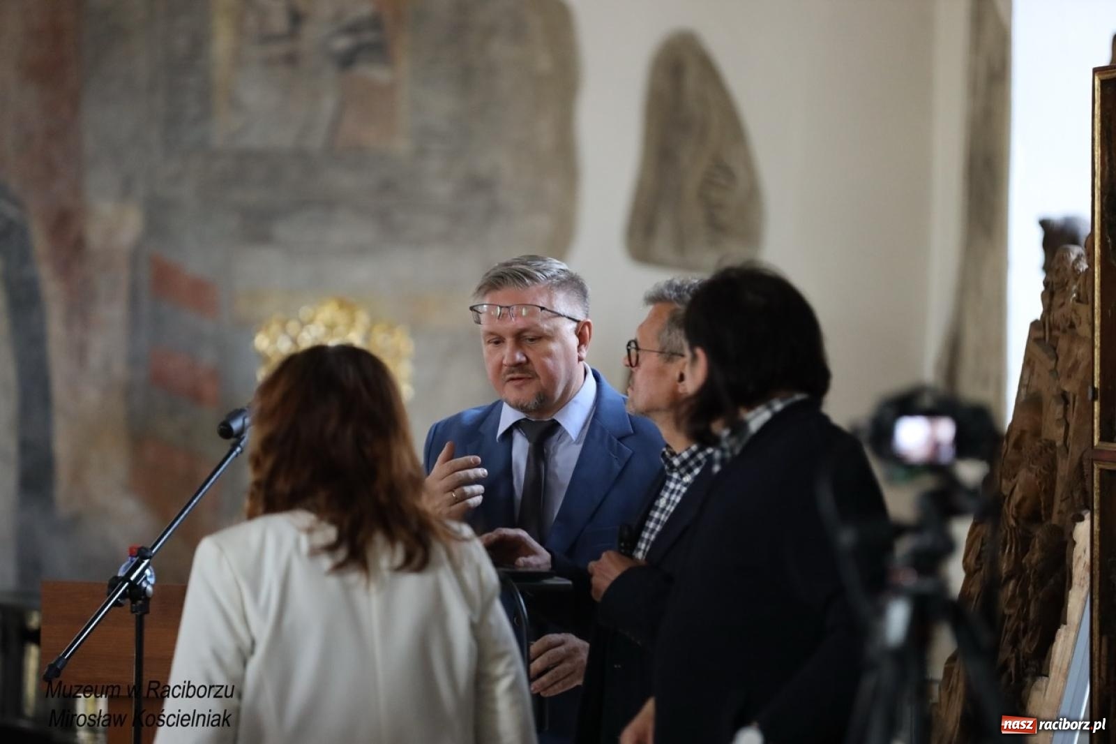 Zdjęcie w galerii na portalu naszraciborz.pl: W Raciborzu o najdawniejszych śladach osadnictwa i odkryciach archeologicznych – konferencja i otwarcie wystawy w Muzeum wiadomości z regionu