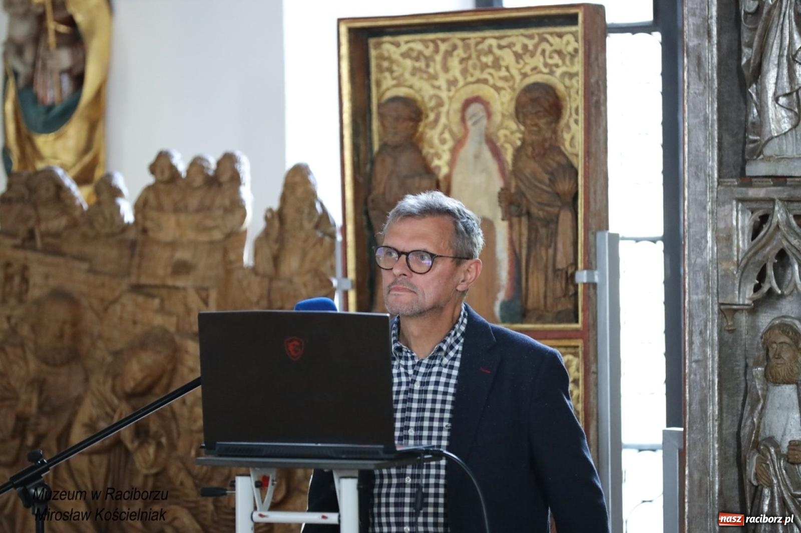 Zdjęcie w galerii na portalu naszraciborz.pl: W Raciborzu o najdawniejszych śladach osadnictwa i odkryciach archeologicznych – konferencja i otwarcie wystawy w Muzeum wiadomości z regionu