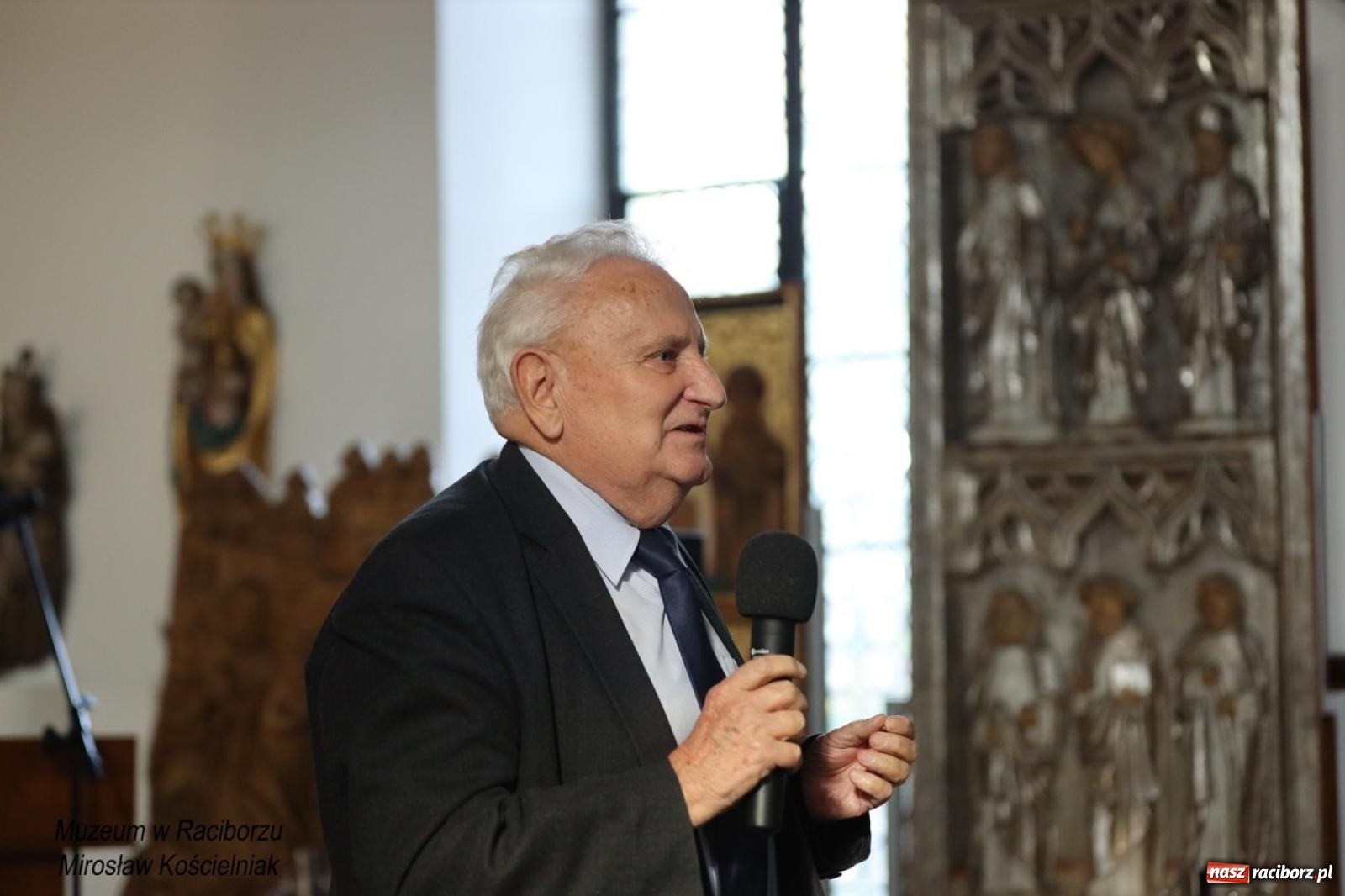 Zdjęcie w galerii na portalu naszraciborz.pl: W Raciborzu o najdawniejszych śladach osadnictwa i odkryciach archeologicznych – konferencja i otwarcie wystawy w Muzeum wiadomości z regionu