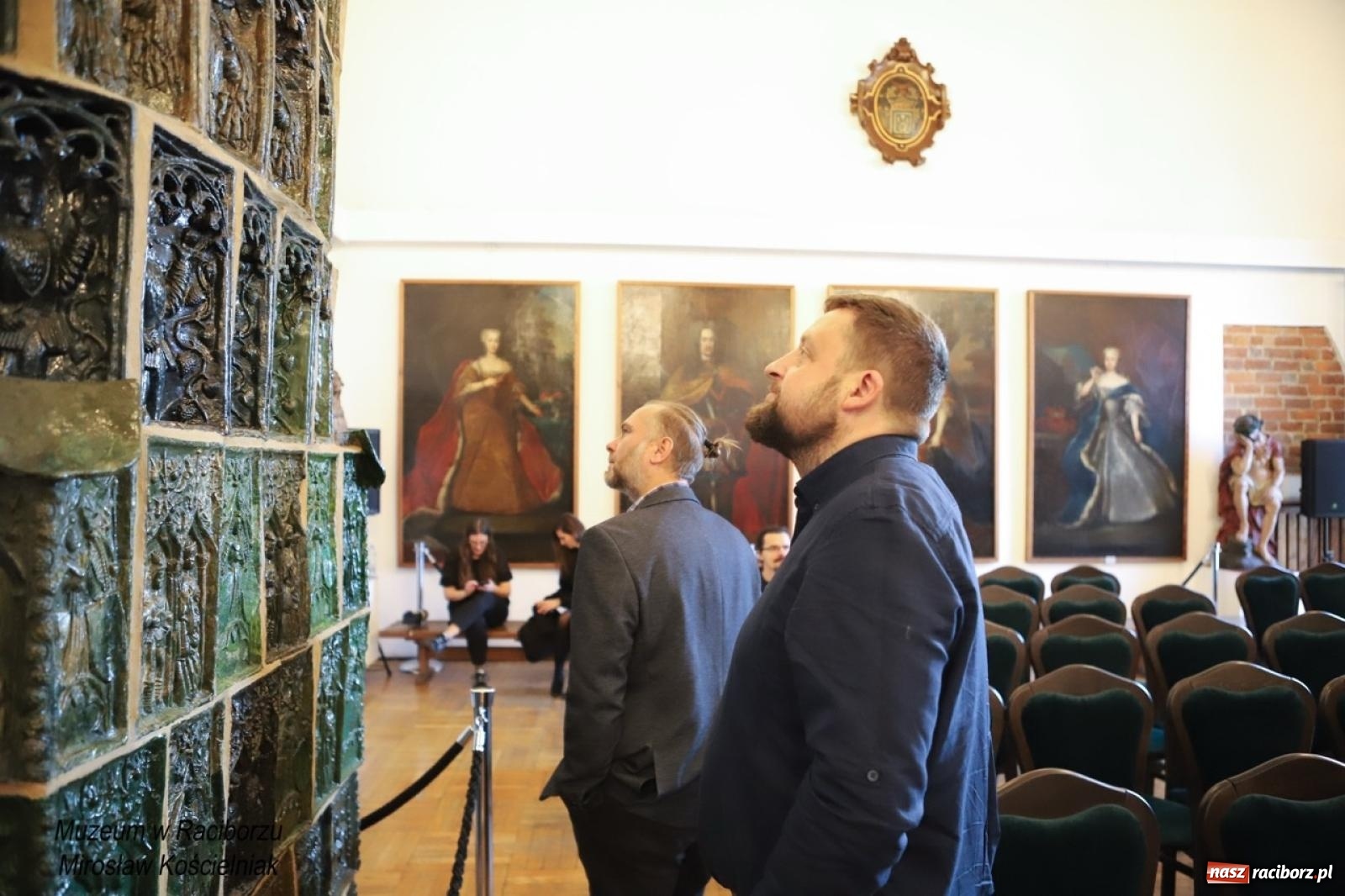 Zdjęcie w galerii na portalu naszraciborz.pl: W Raciborzu o najdawniejszych śladach osadnictwa i odkryciach archeologicznych – konferencja i otwarcie wystawy w Muzeum wiadomości z regionu