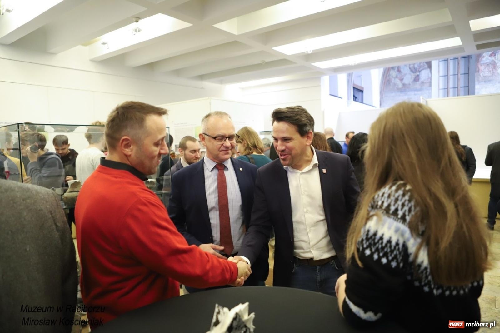 Zdjęcie w galerii na portalu naszraciborz.pl: W Raciborzu o najdawniejszych śladach osadnictwa i odkryciach archeologicznych – konferencja i otwarcie wystawy w Muzeum wiadomości z regionu