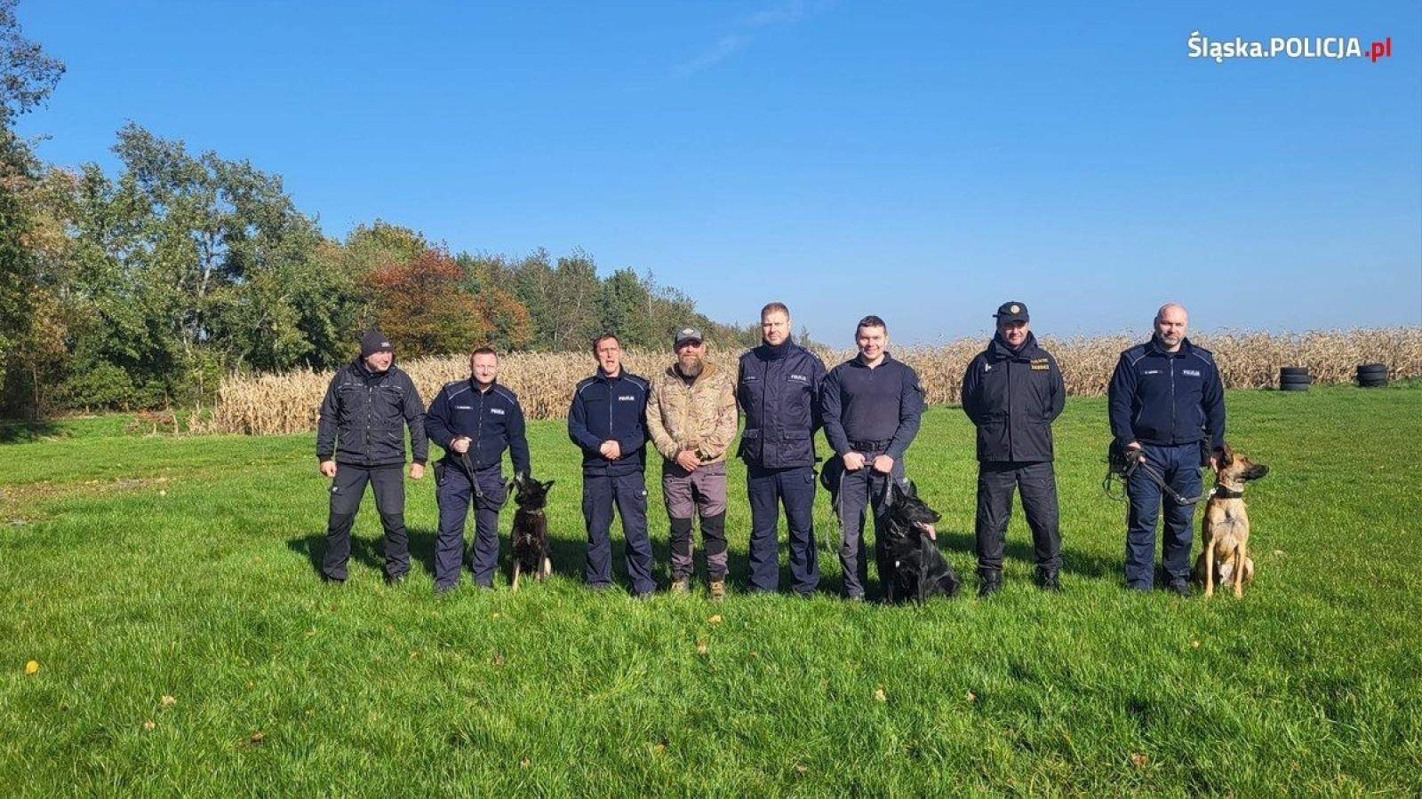 Zdjęcie w galerii na portalu naszraciborz.pl: Warsztaty szkoleniowe z czeskimi policjantami w ramach polsko-czeskiej współpracy kynologicznej wiadomości z regionu