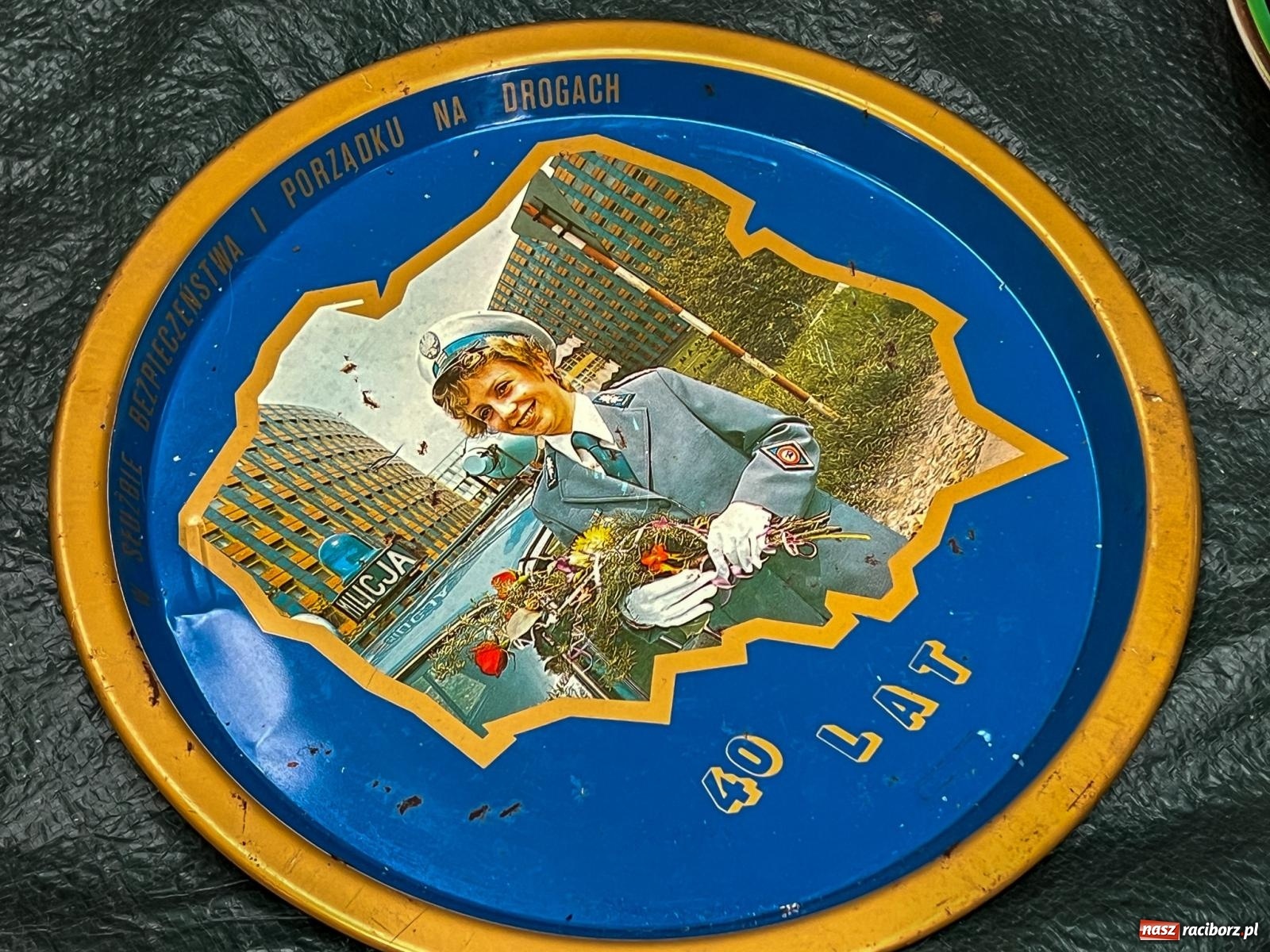 Zdjęcie w galerii na portalu naszraciborz.pl: Spora frekwencja na targu staroci w Pietrowicach Wielkich wiadomości z regionu