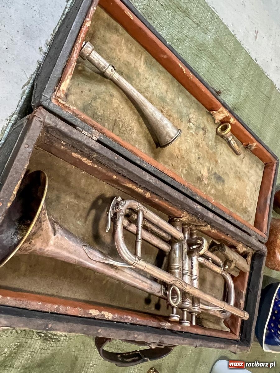 Zdjęcie w galerii na portalu naszraciborz.pl: Spora frekwencja na targu staroci w Pietrowicach Wielkich wiadomości z regionu