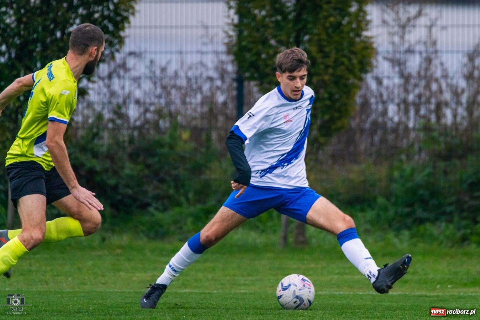 Zdjęcie w galerii na portalu naszraciborz.pl: Są takie mecze, gdzie nic wyjść nie chce. Przerwana passa Unii Racibórz [FOTO] wiadomości z regionu