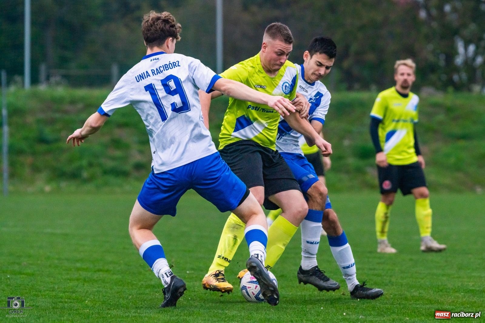 Zdjęcie w galerii na portalu naszraciborz.pl: Są takie mecze, gdzie nic wyjść nie chce. Przerwana passa Unii Racibórz [FOTO] wiadomości z regionu