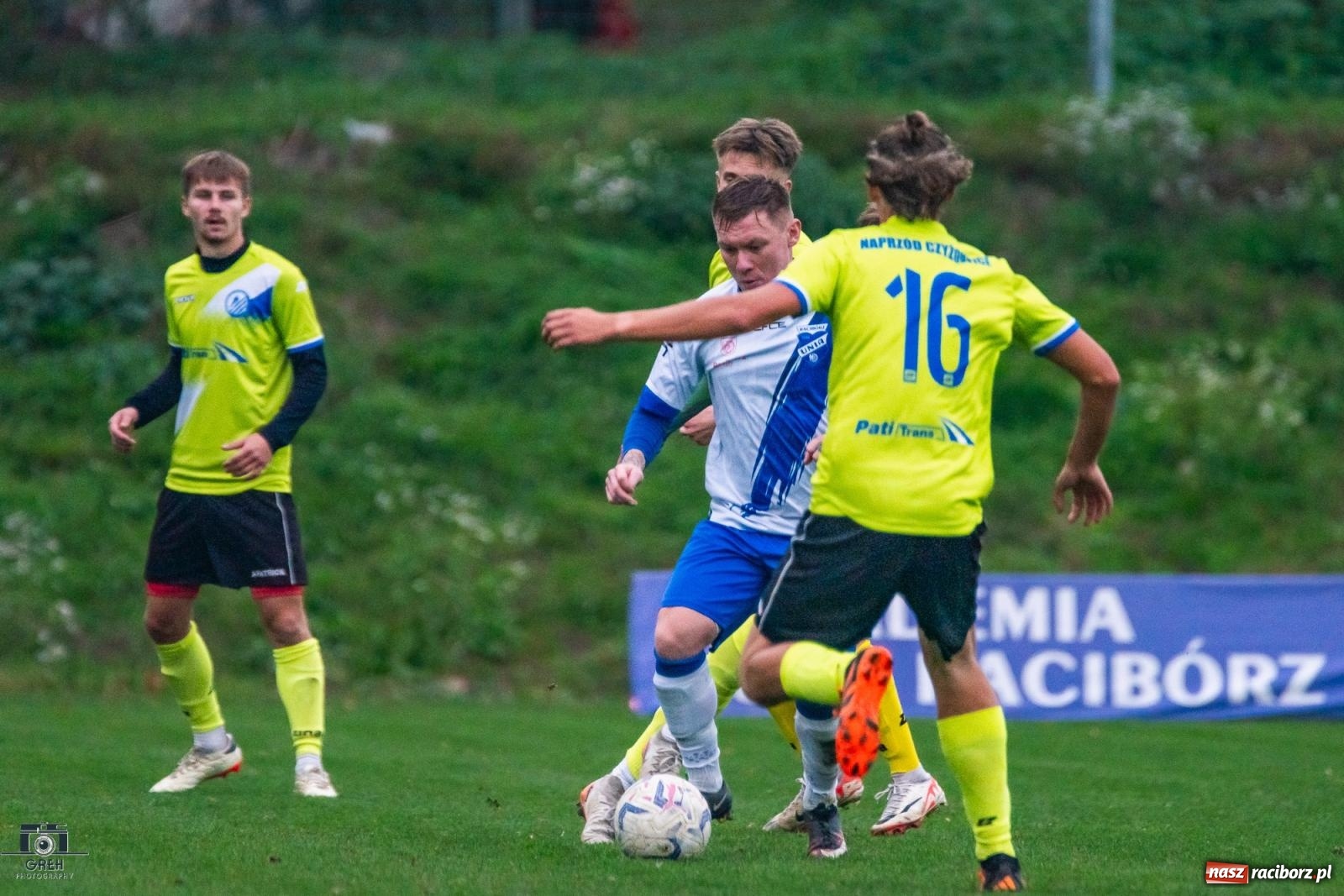 Zdjęcie w galerii na portalu naszraciborz.pl: Są takie mecze, gdzie nic wyjść nie chce. Przerwana passa Unii Racibórz [FOTO] wiadomości z regionu