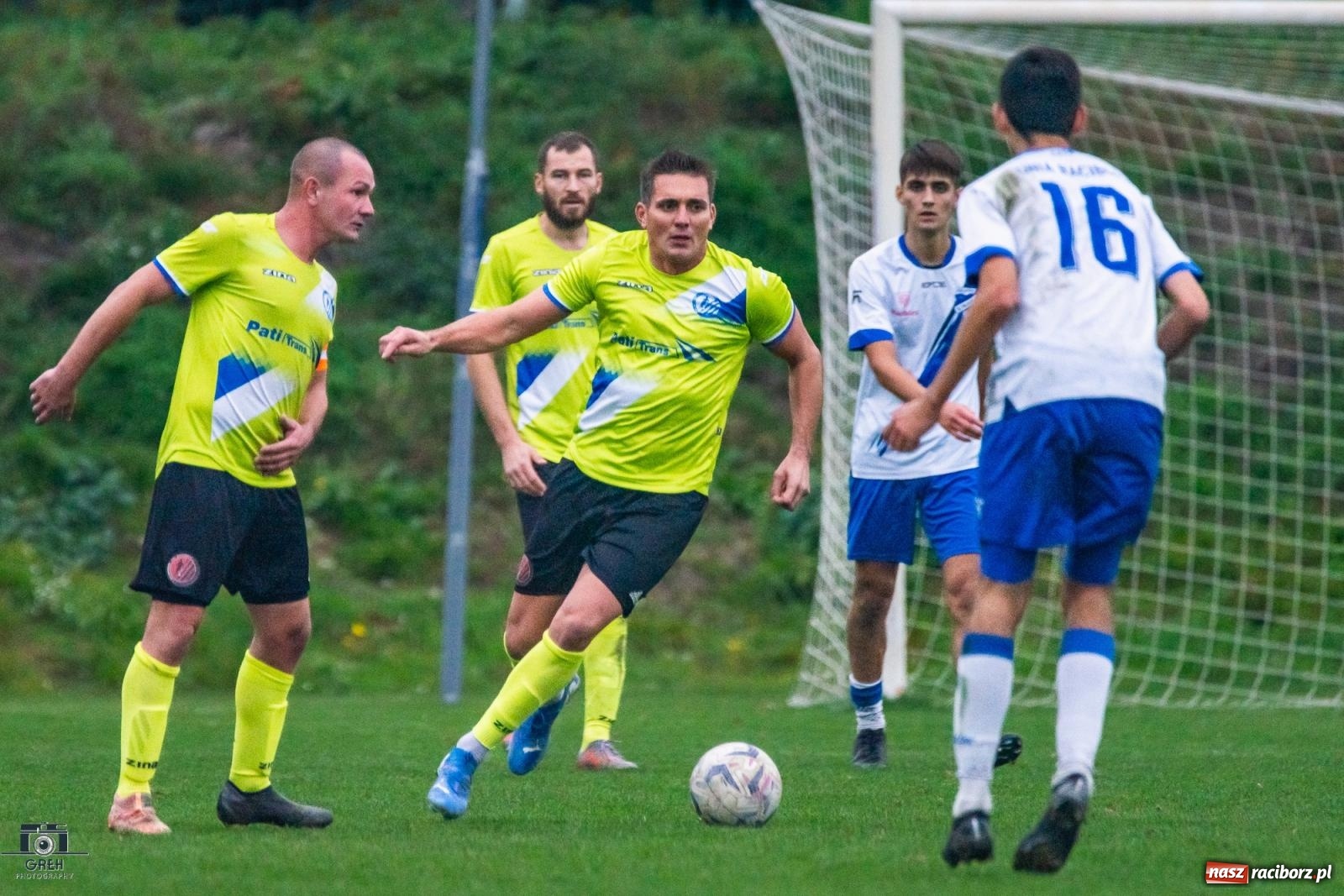 Zdjęcie w galerii na portalu naszraciborz.pl: Są takie mecze, gdzie nic wyjść nie chce. Przerwana passa Unii Racibórz [FOTO] wiadomości z regionu