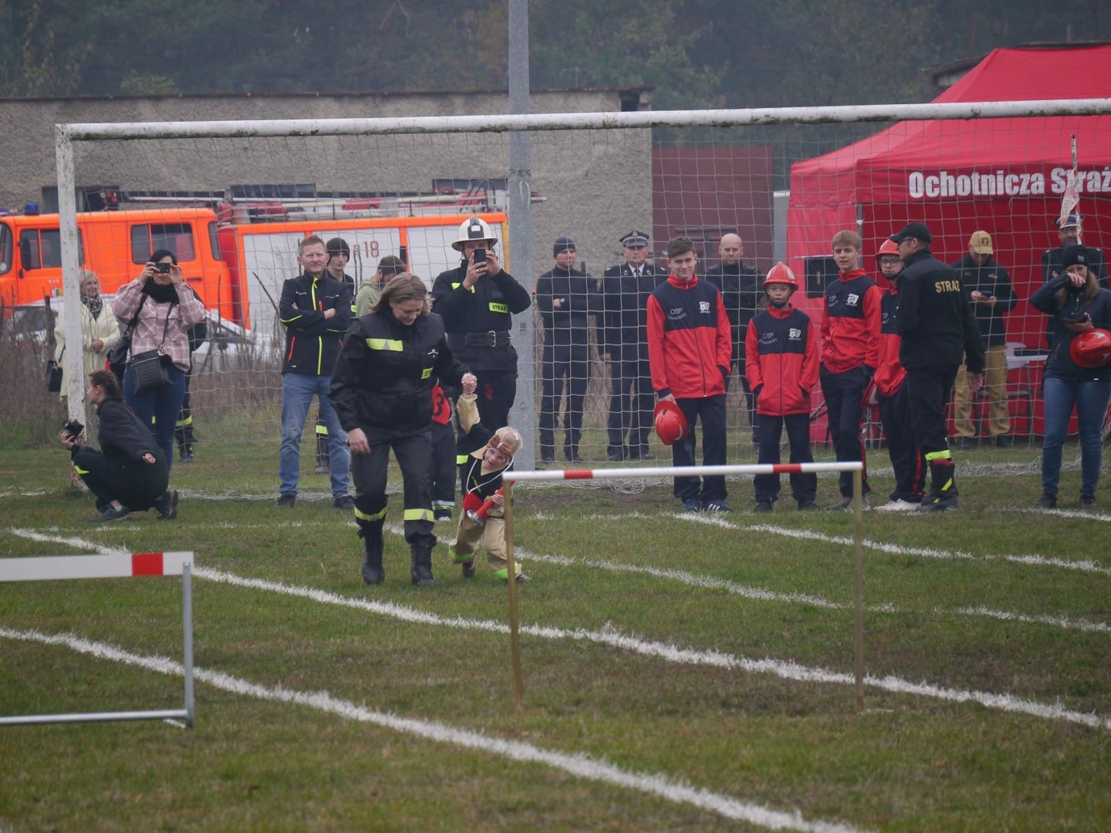 Zdjęcie w galerii na portalu naszraciborz.pl: Strażacy ochotnicy z gminy Nędza rywalizowali w Górkach Śląskich [FOTO] wiadomości z regionu