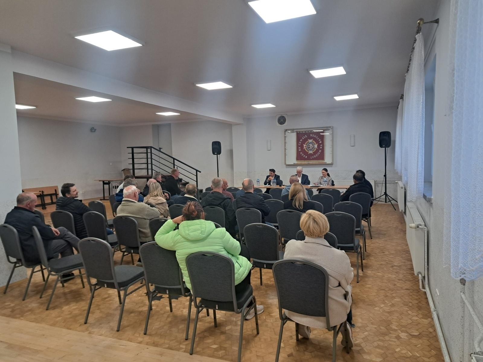 Zdjęcie w galerii na portalu naszraciborz.pl: Prezydent spotkał się z mieszkańcami Sudoła wiadomości z regionu