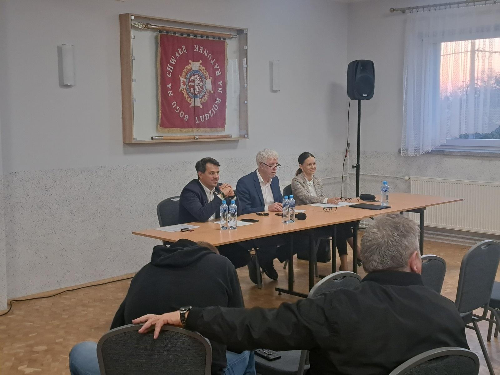 Zdjęcie w galerii na portalu naszraciborz.pl: Prezydent spotkał się z mieszkańcami Sudoła wiadomości z regionu