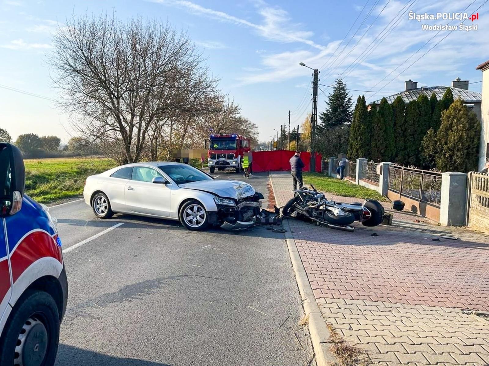 Zdjęcie w galerii na portalu naszraciborz.pl: Dwie ciężko ranne ofiary wypadku w Lubomi. Zderzyli się z audi kierowanym przez raciborzanina wiadomości z regionu