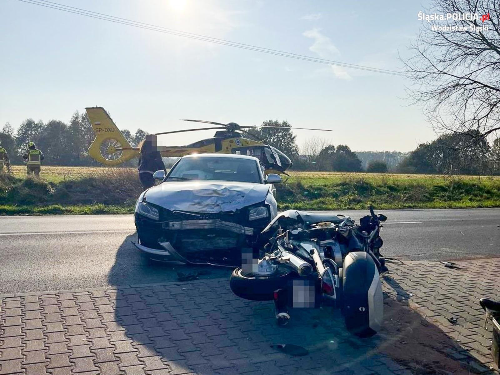 Zdjęcie w galerii na portalu naszraciborz.pl: Dwie ciężko ranne ofiary wypadku w Lubomi. Zderzyli się z audi kierowanym przez raciborzanina wiadomości z regionu
