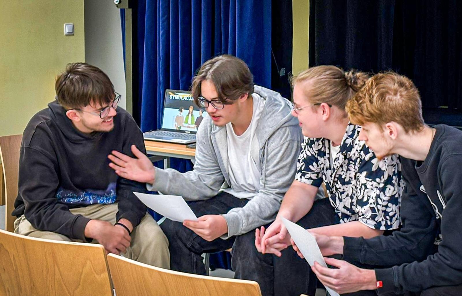 Zdjęcie w galerii na portalu naszraciborz.pl: Zajęcia o mediacji dla uczniów Mechanika – nauka rozwiązywania konfliktów bez sądu wiadomości z regionu