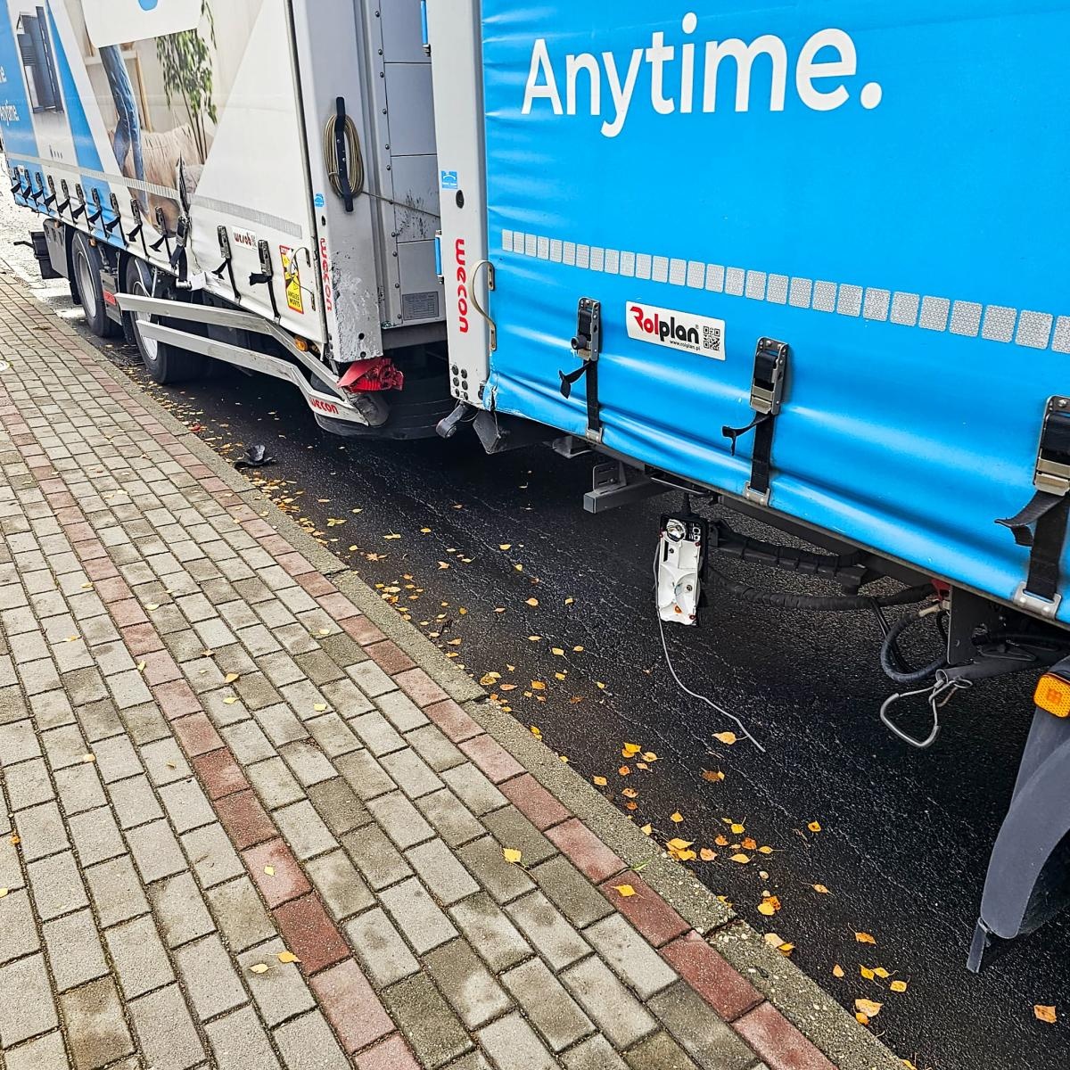 Zdjęcie w galerii na portalu naszraciborz.pl: Groźne zdarzenie drogowe niedaleko Raciborza wiadomości z regionu